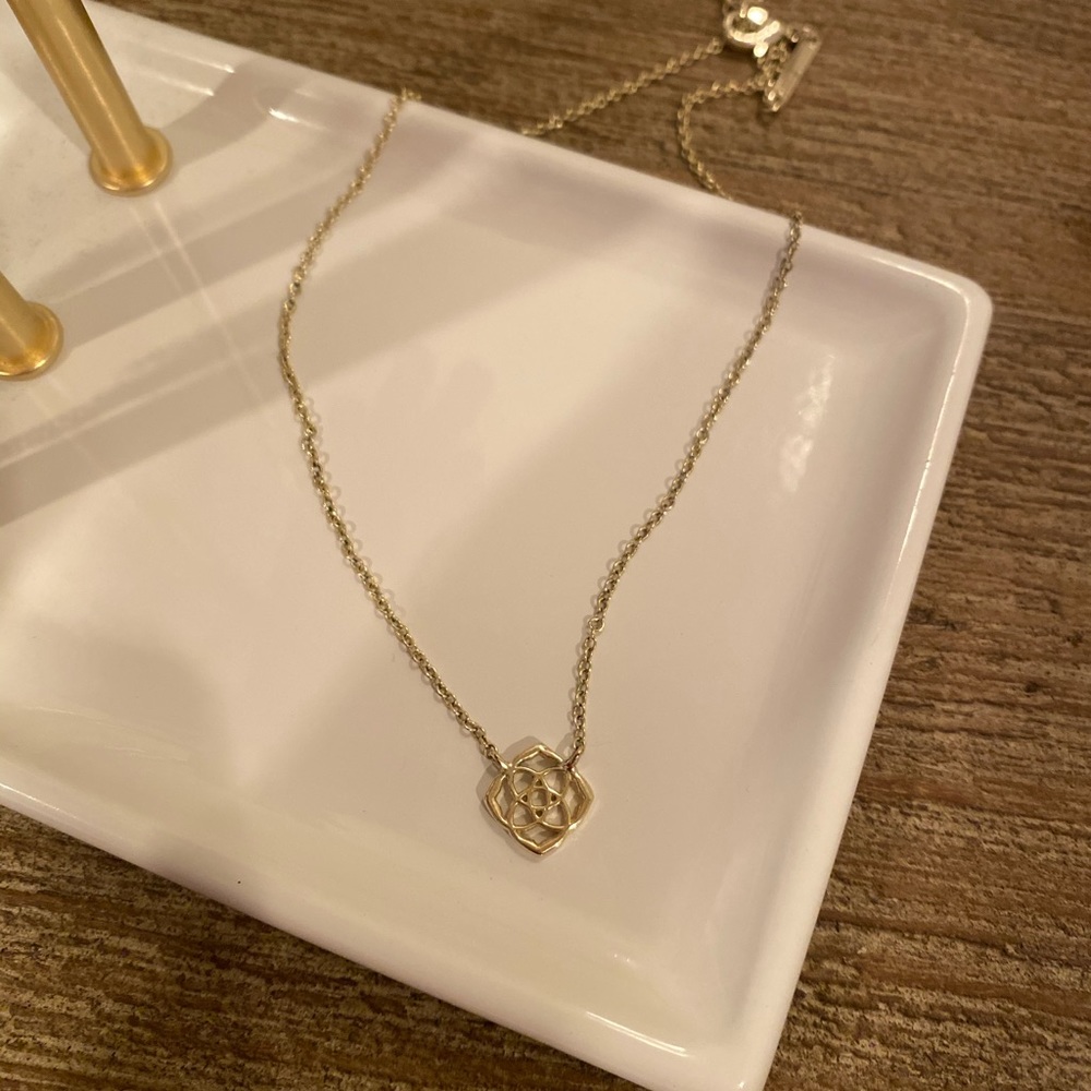 Kendra Scott logo necklace